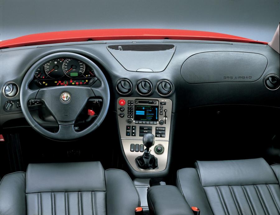 Торпедо Alfa Romeo 166 (936) 1998 года  (фото 21 из 73)